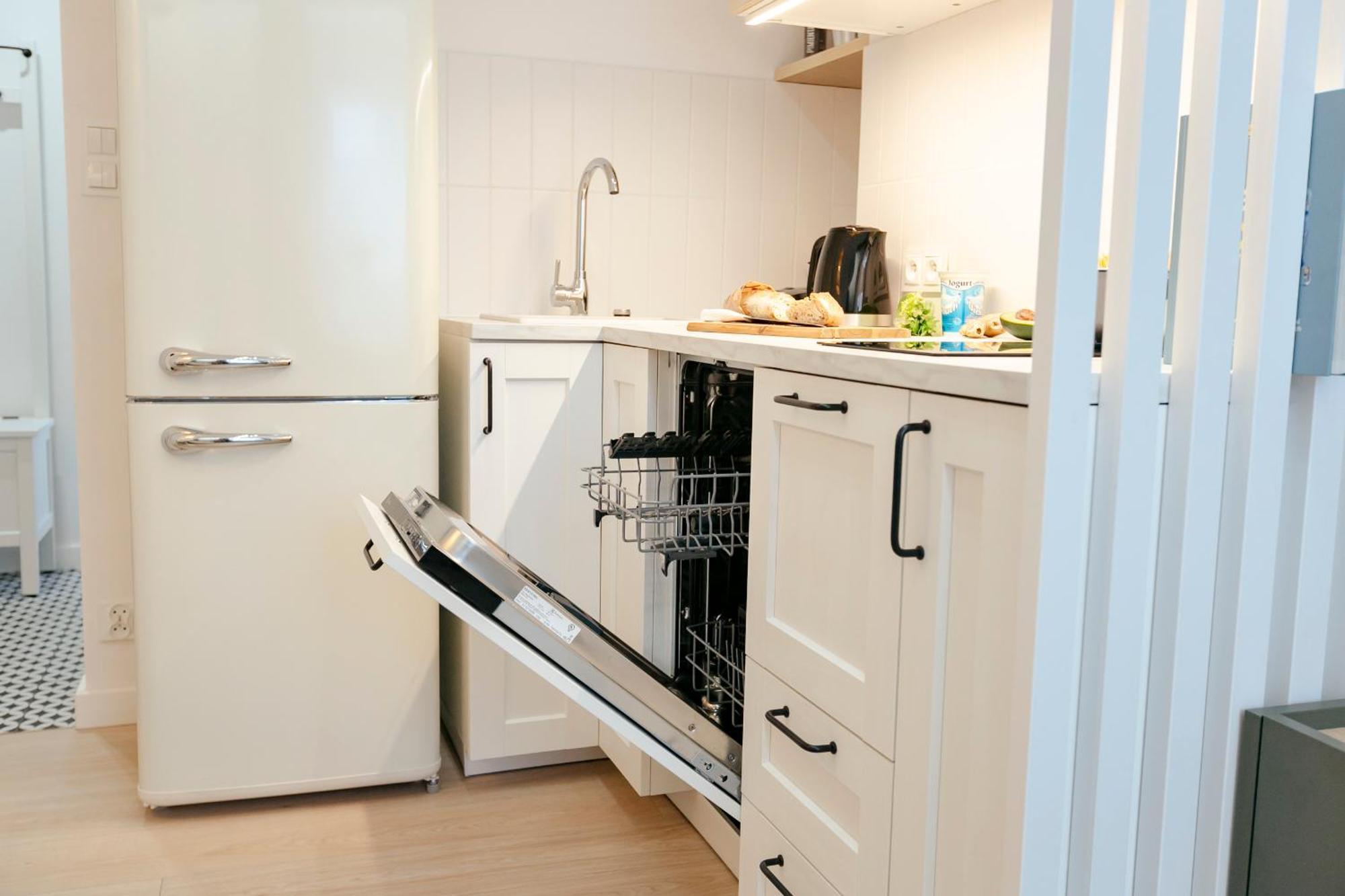 Pulawska 11 -Prywatny Apartament 4 Osobowy W Centrum Warszawy - Better Rental วอร์ซอ ภายนอก รูปภาพ