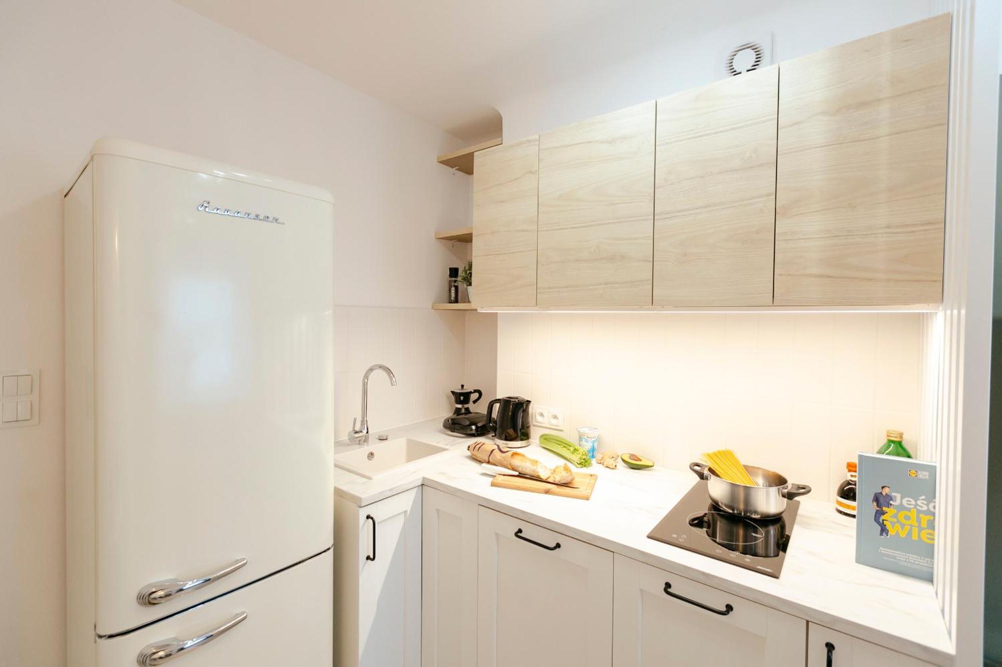 Pulawska 11 -Prywatny Apartament 4 Osobowy W Centrum Warszawy - Better Rental วอร์ซอ ภายนอก รูปภาพ